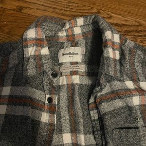 Fall flannel in great condition.
